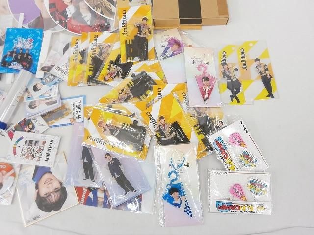 中古品 AmBitious 詰合せ グループグッズ 他 缶バッジ アクリル