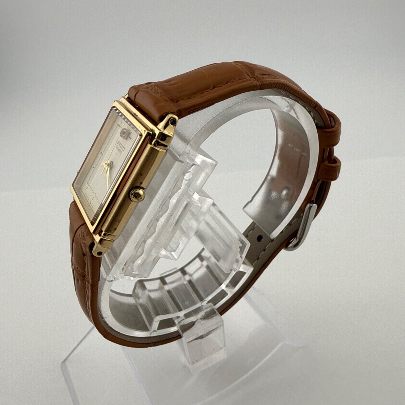 SEIKO クォーツ レディース 7321-5660 タンク　ダイヤモンド SEIKO 7321-5660 セイコー スクエア レディース 腕時計 クォーツ 稼働
