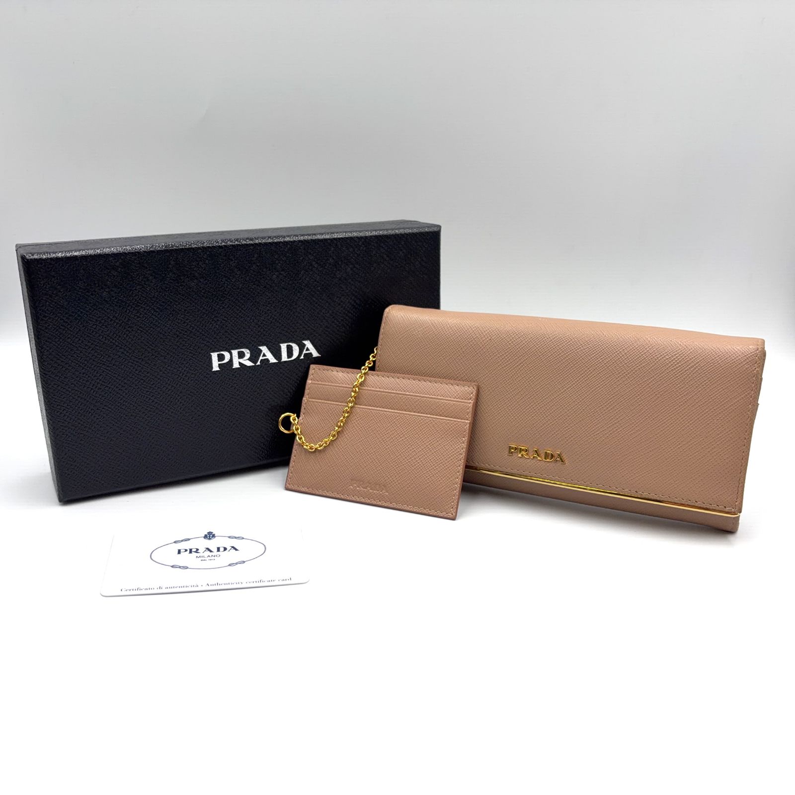 PRADA SAFFIANO METAL 二つ折り サフィアーノレザー ピンクベージュ 長 