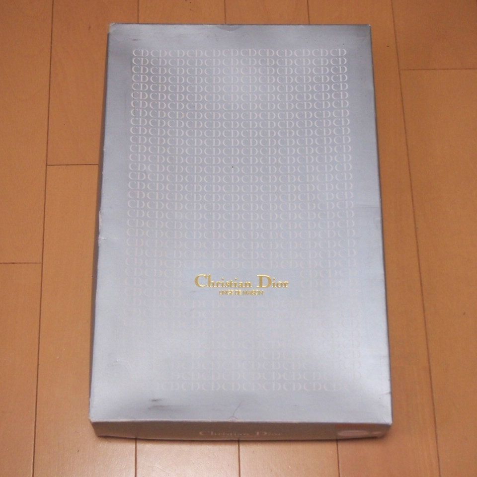クリスチャンディオール こたつ上掛け マルチカバー 200×200 箱付き 
