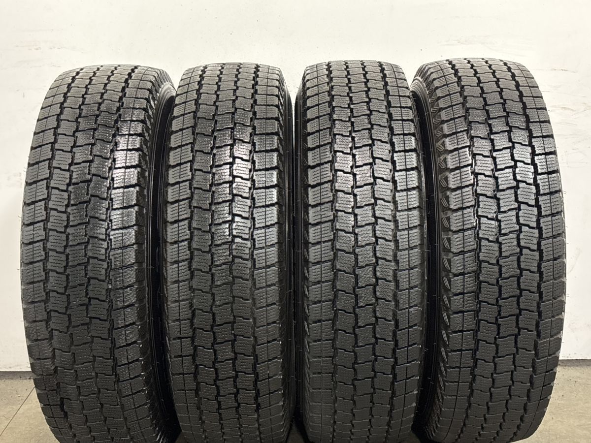 バリ溝 スタッドレス付】トヨタ 200 ハイエース 純正 15in 6J +35 