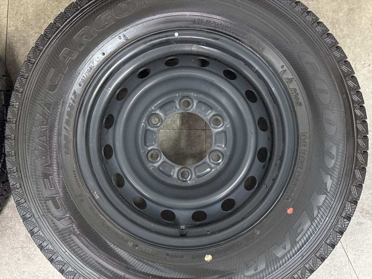 バリ溝 スタッドレス付】トヨタ 200 ハイエース 純正 15in 6J +35 