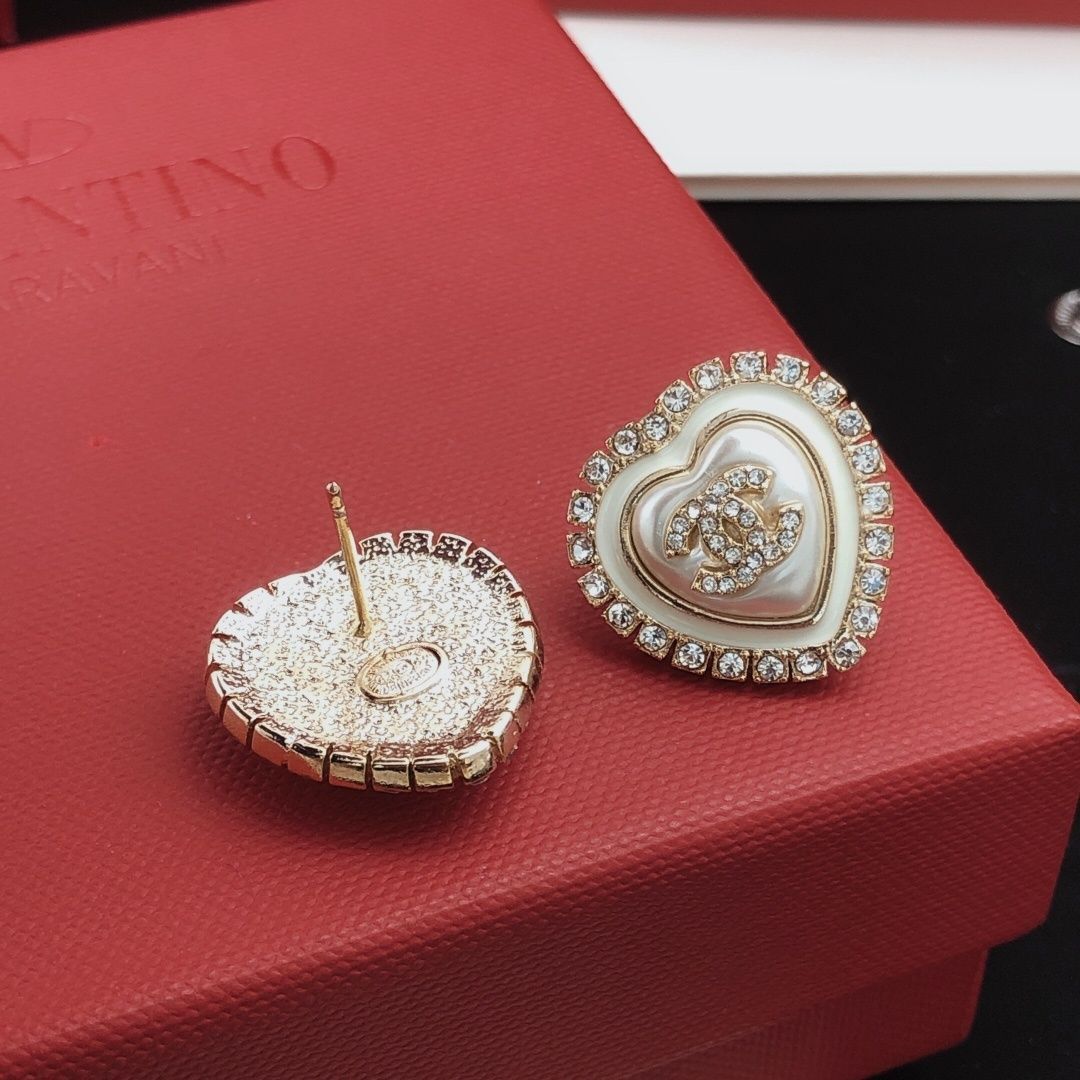 シャネル ピアス3点 最終値下げ 最終値下げ】 美品 新品 CHANEL シャネル ピアス レディース 結婚式