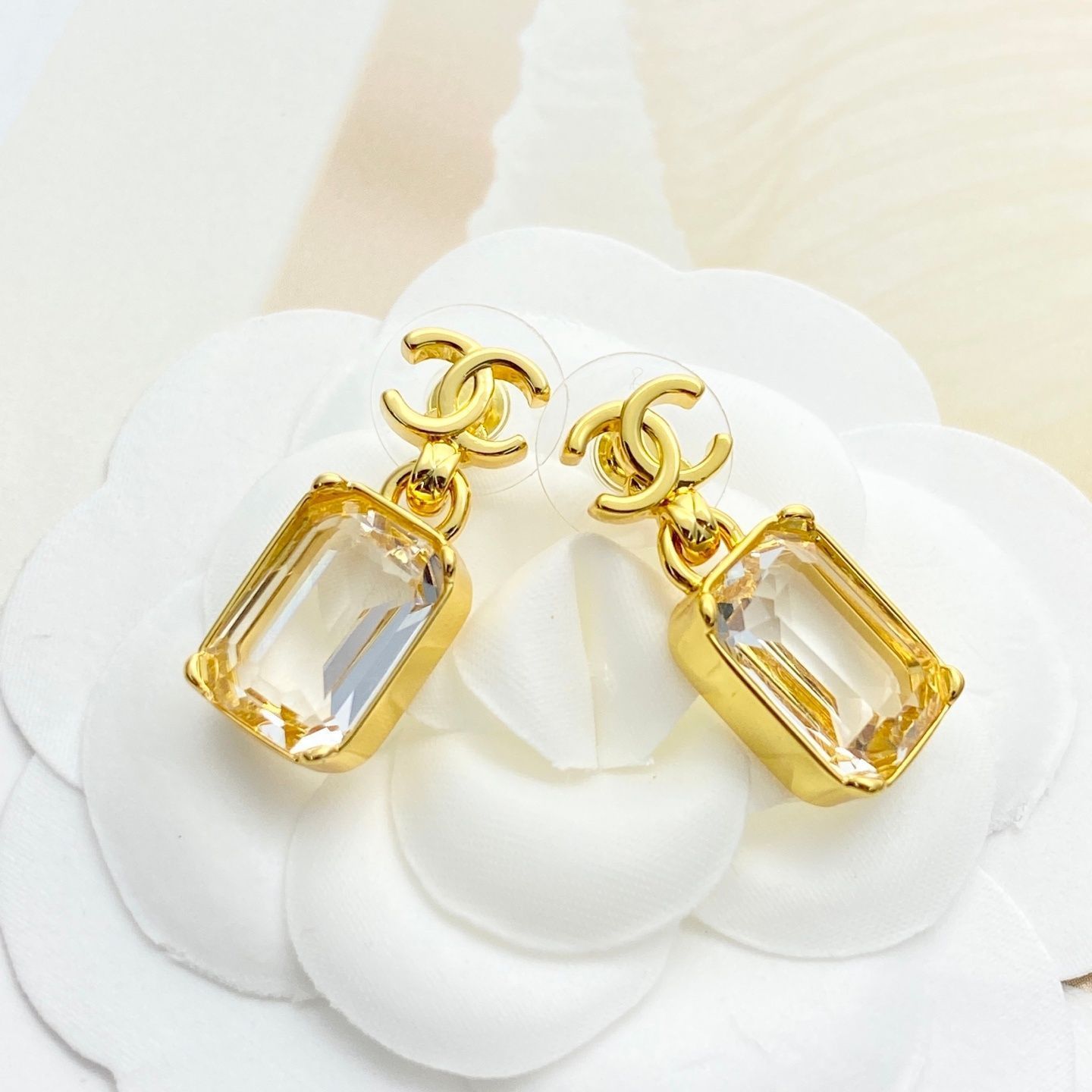 未使用品】最終値下げ 新品！新品 CHANEL シャネル ピアス レディース