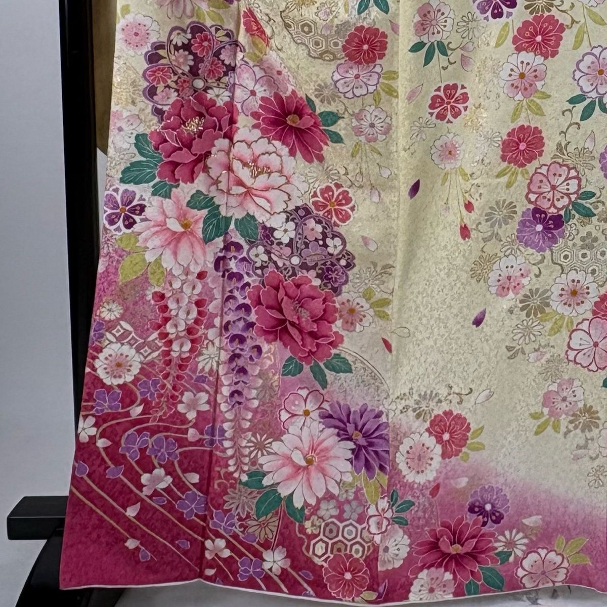 振袖 身丈167cm 裄丈70cm L 袷 草花 流水 銀通し 金銀彩 薄黄 正絹