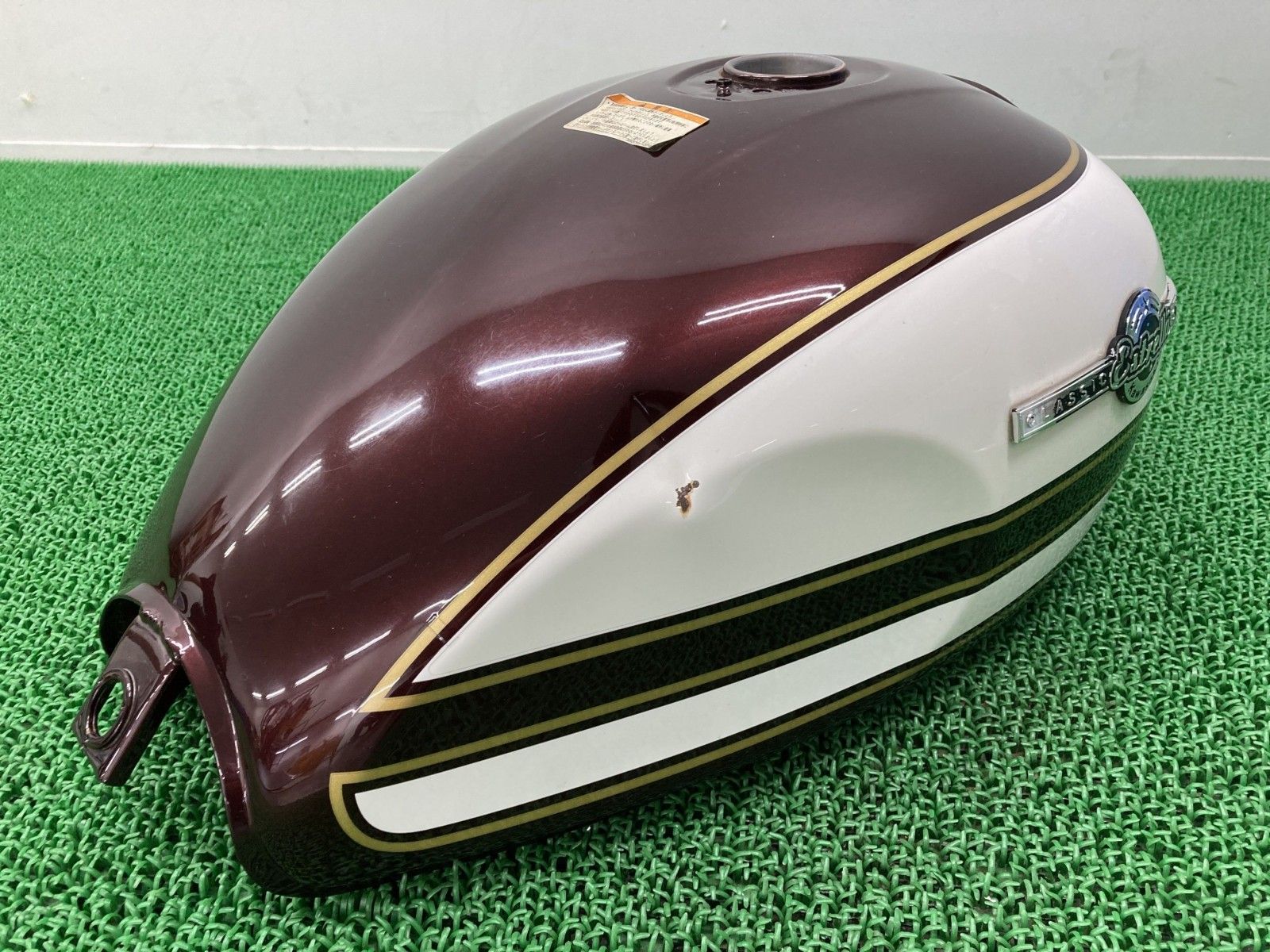 エストレヤ タンク ワインM/白 カワサキ 純正 中古 BJ250A エストレア