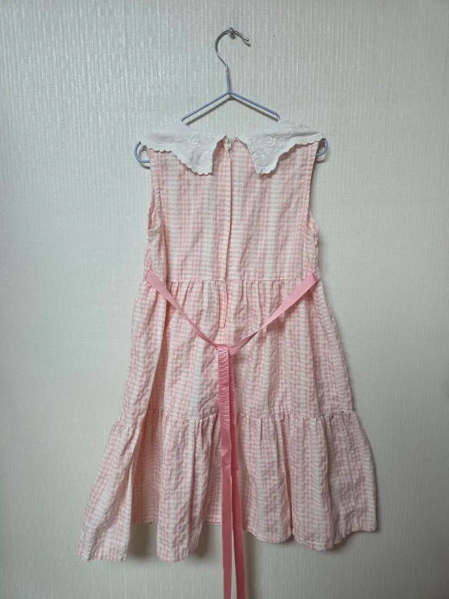 フリル ノースリーブワンピース by | 80-130cm全3色チェック柄フリル