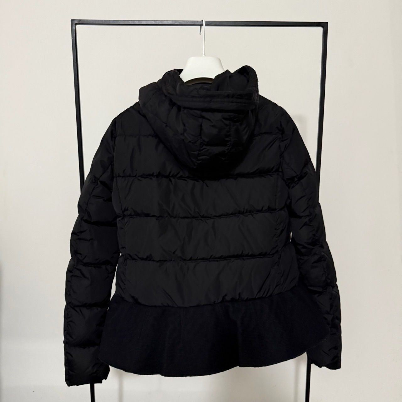 ☆モンクレール NESEA フリルダウンコート サイズ0 ブラック 美品