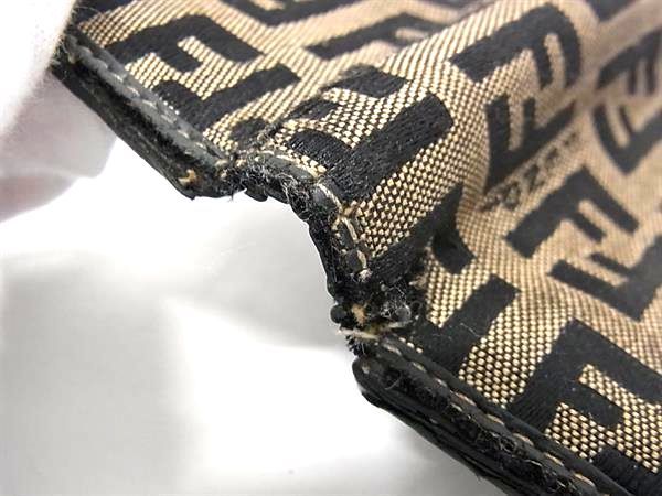 FENDI フェンディ ズッカ柄 キャンバス×レザー 二つ折り 財布