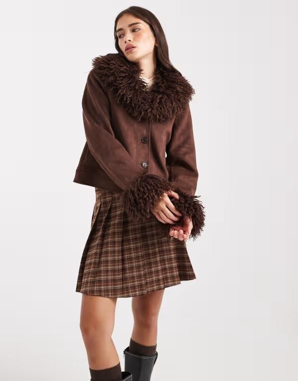 ミスセルフフリッジ レディース アウター ジャケット・ブルゾン スエード ジャケット Miss Selfridge suedette faux mongolian fur collar crop ja