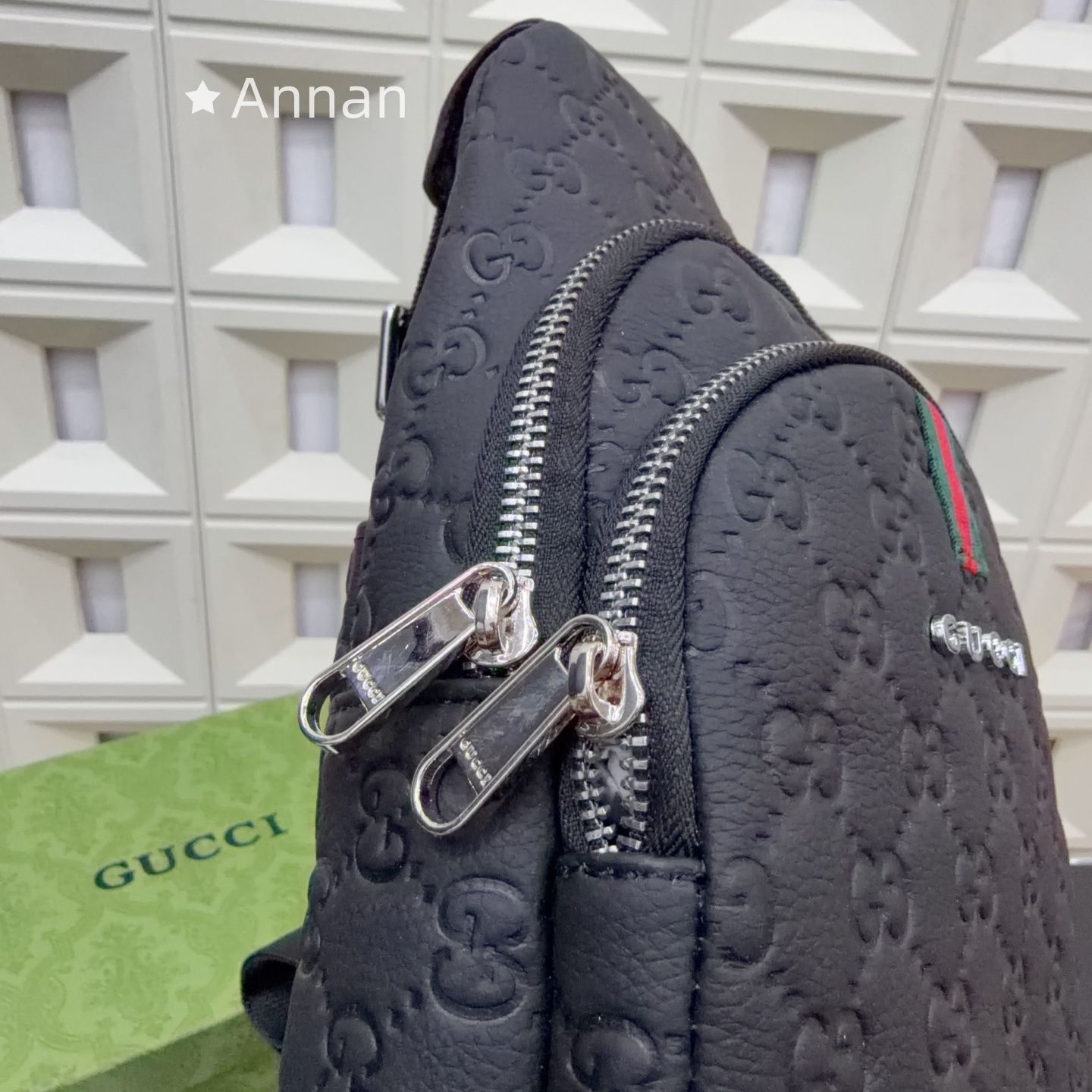激レア 限定品メンズ GUCCI グッチ ボディーバッグ - メルカリ
