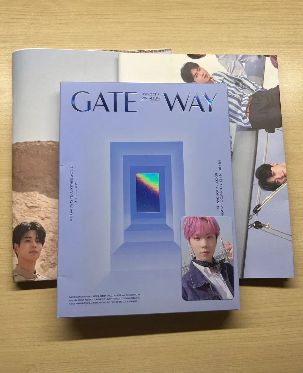 ASTRO（アストロ）GATEWAY アルバム + ラキ(ROCKY)トレカ＆ポスター