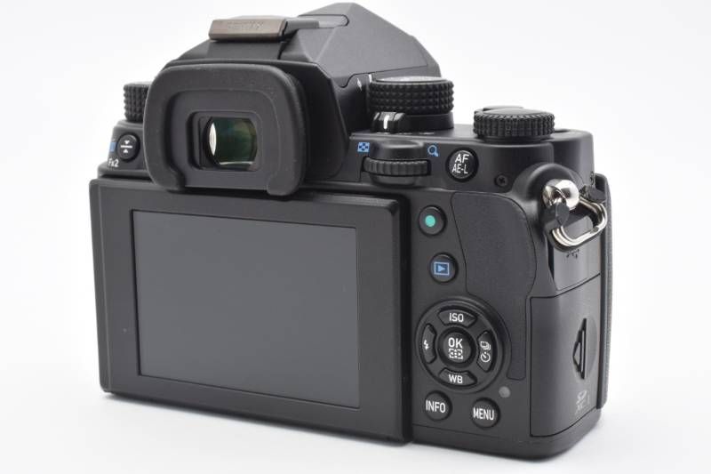 ☆極上美品☆《ショット数4,528回》PENTAX ペンタックス KP ボディ