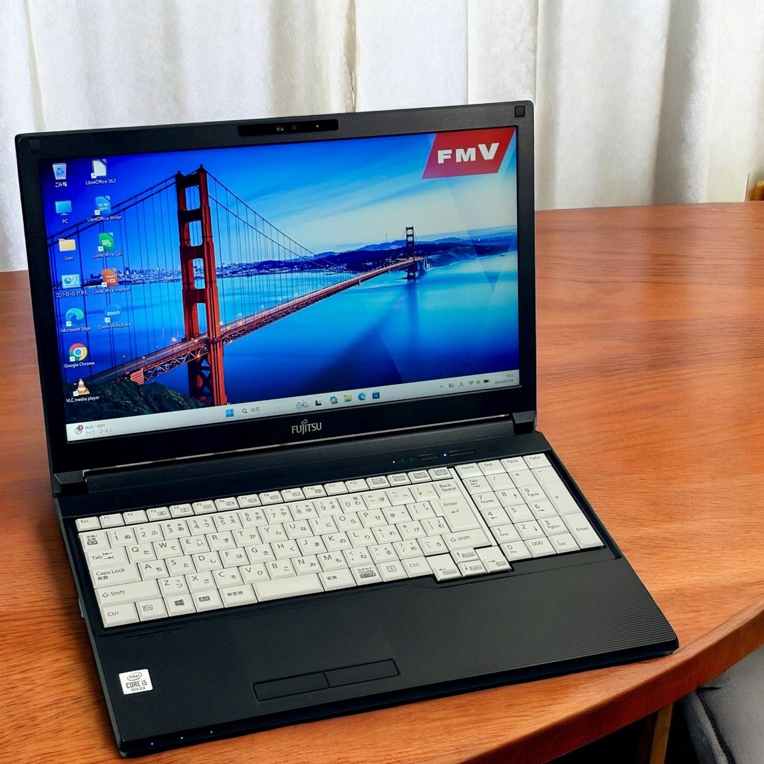 富士通 Core i5 SSD256GB Win11ノート- メルカリ