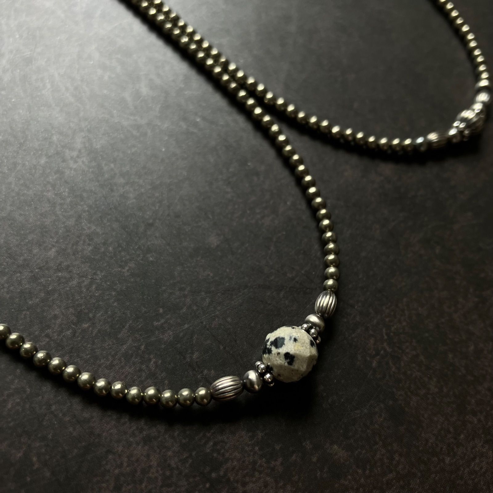 silver925 ナバホパール×2mm パイライト×ダルメシアンジャスパーの