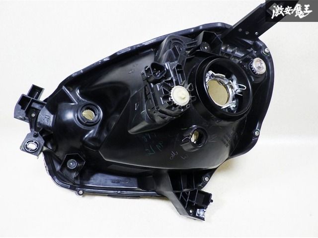 日産 純正 K13 マーチ 後期 ハロゲン ヘッドライト ヘッドランプ 右