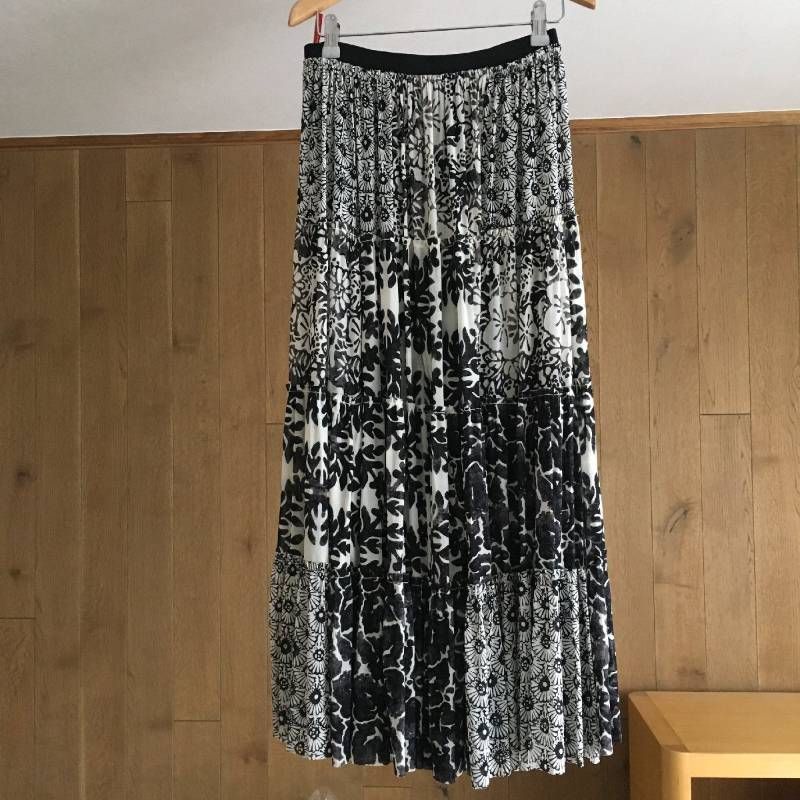 美品 VIVIENNE TAM(ヴィヴィアンタム) パワーネット スカート40