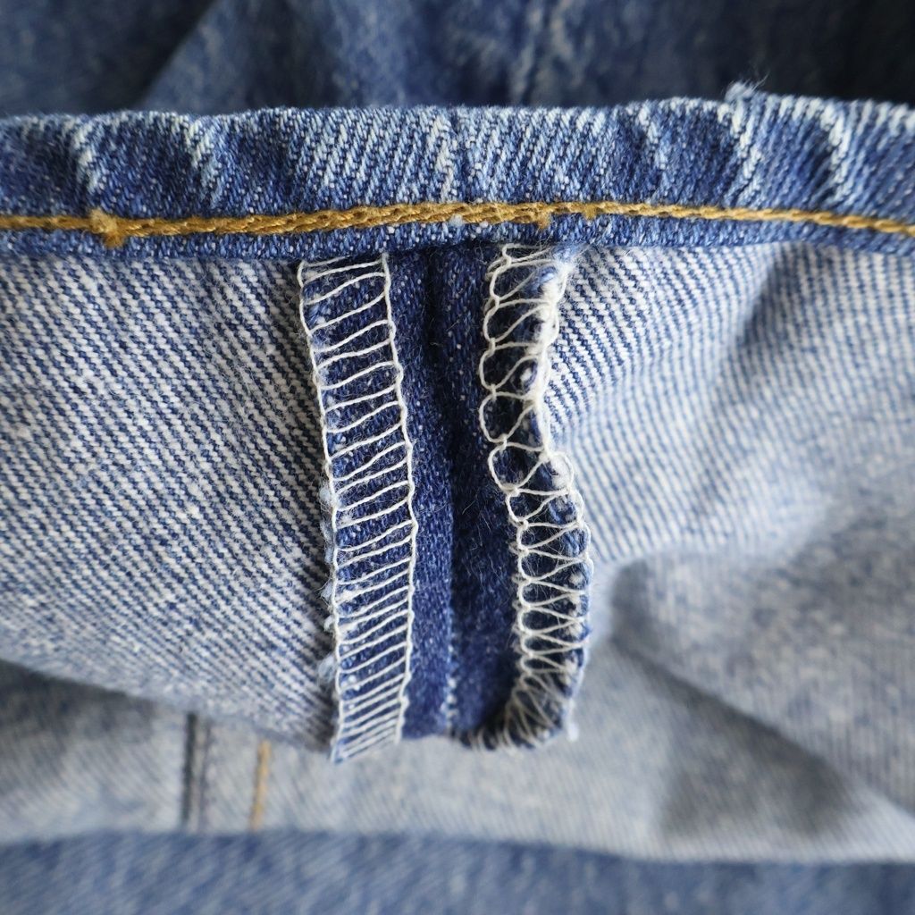 Levi's (リーバイス) 90s VINTAGE 501XX バレンシア製 ボタン裏555