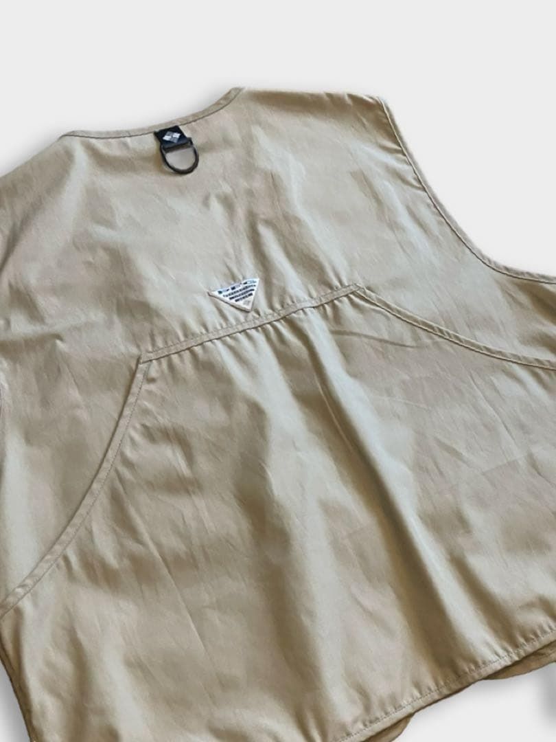 90s Columbia PFG ベージュ フィッシングベスト 6ポケット 美品 - メルカリ