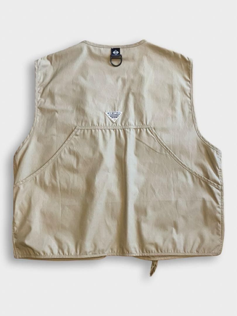 90s Columbia PFG ベージュ フィッシングベスト 6ポケット 美品 - メルカリ