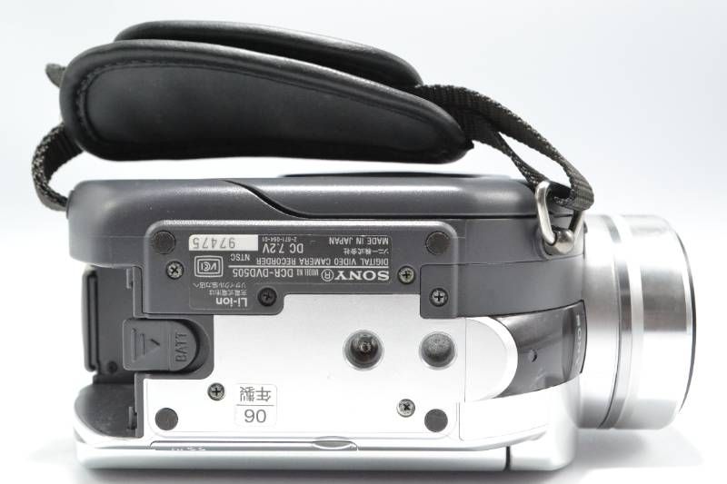美品】SONY ソニー DCR-DVD505 Handycam DVDビデオカメラ Carl Zeiss