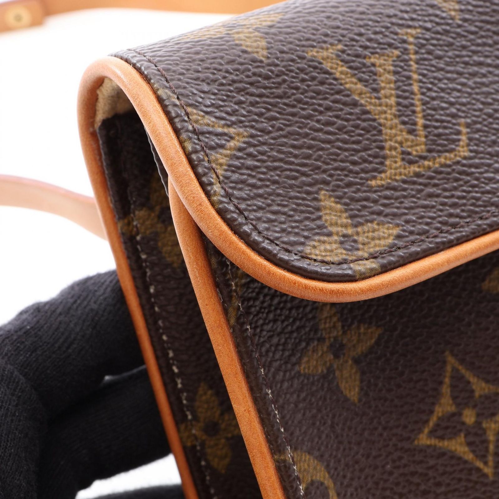 ボディバッグ・ウエストポーチルイ・ヴィトン LOUIS VUITTON ウエスト