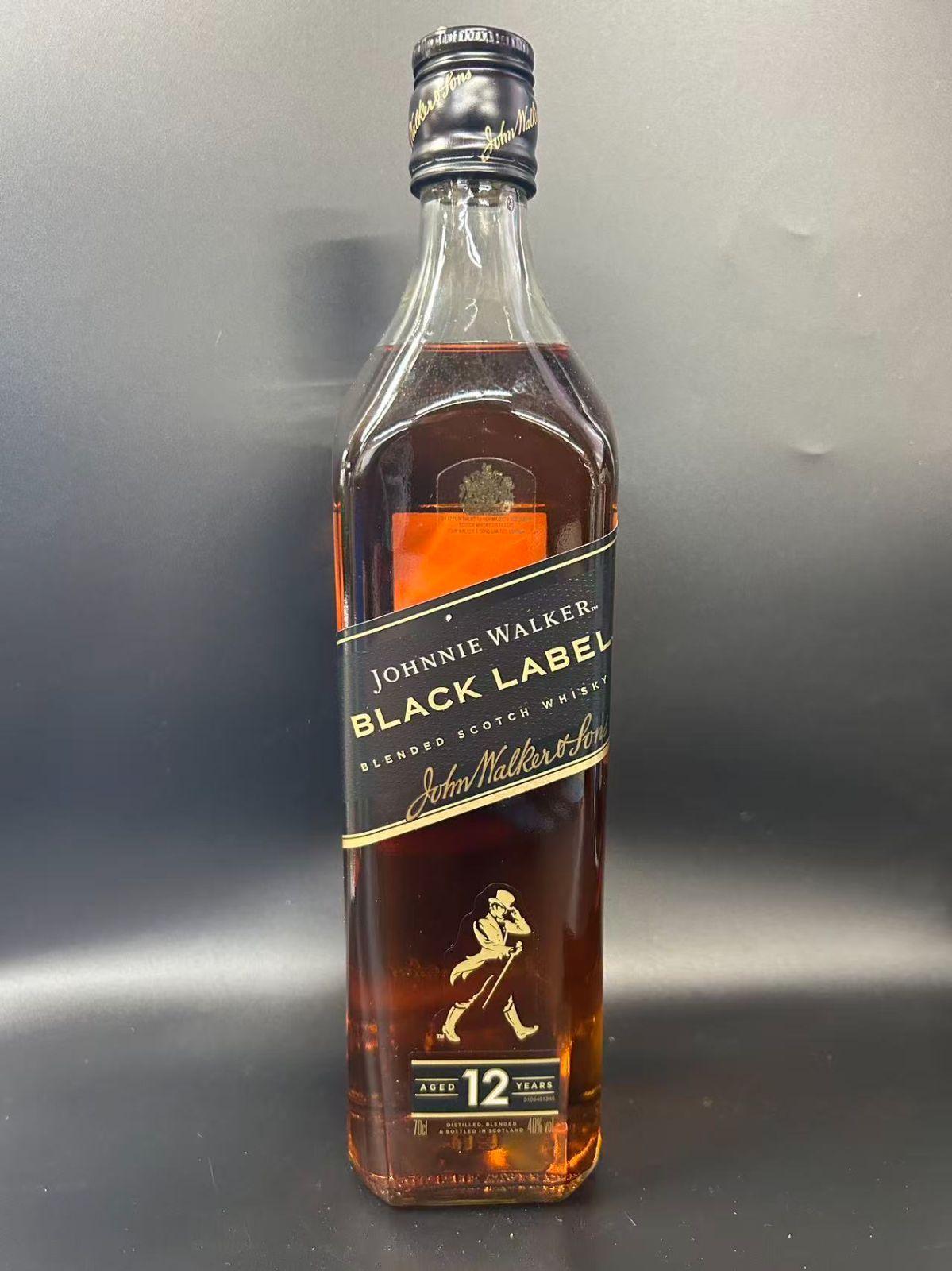 ジョニーウォーカーブラックラベル 40° 700ML - メルカリ