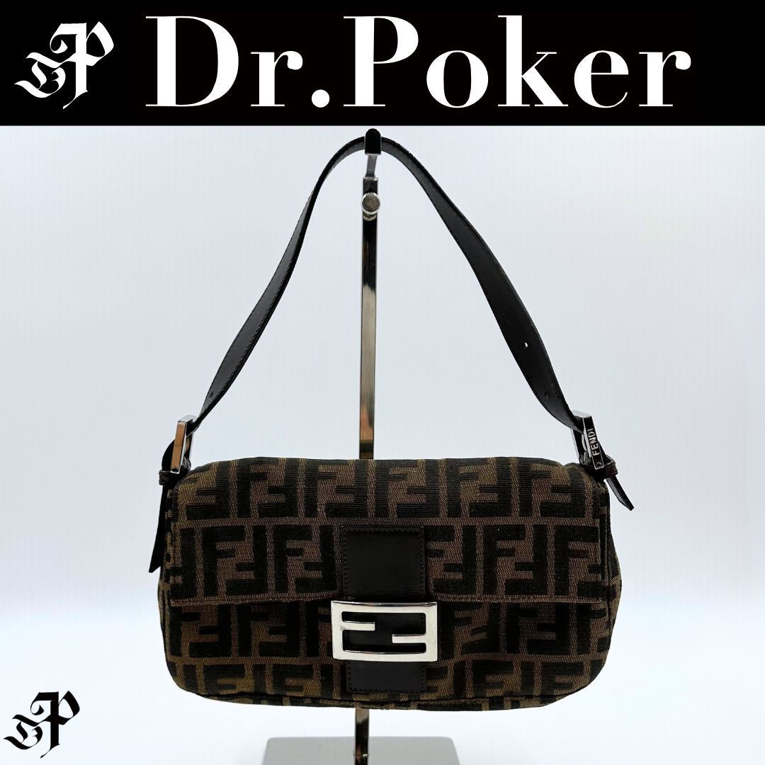 美品　FENDI マンマバケット ズッカ　ワンショルダーバッグ ハーフムーン 美品】Fendi ズッカ マンマバケット ワンショルダーバッグ - メルカリ