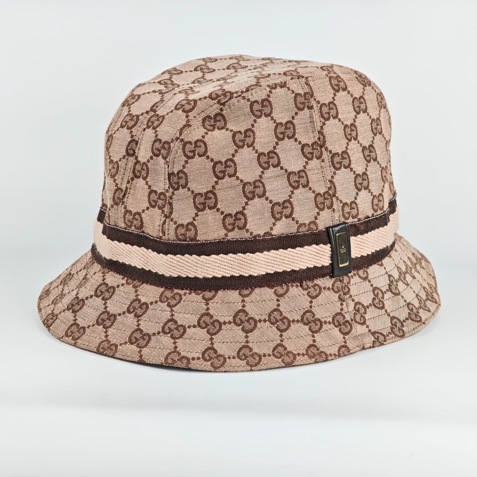 GUCCI グッチ GG柄 キャンバス バケットハット　帽子　ユニセックス