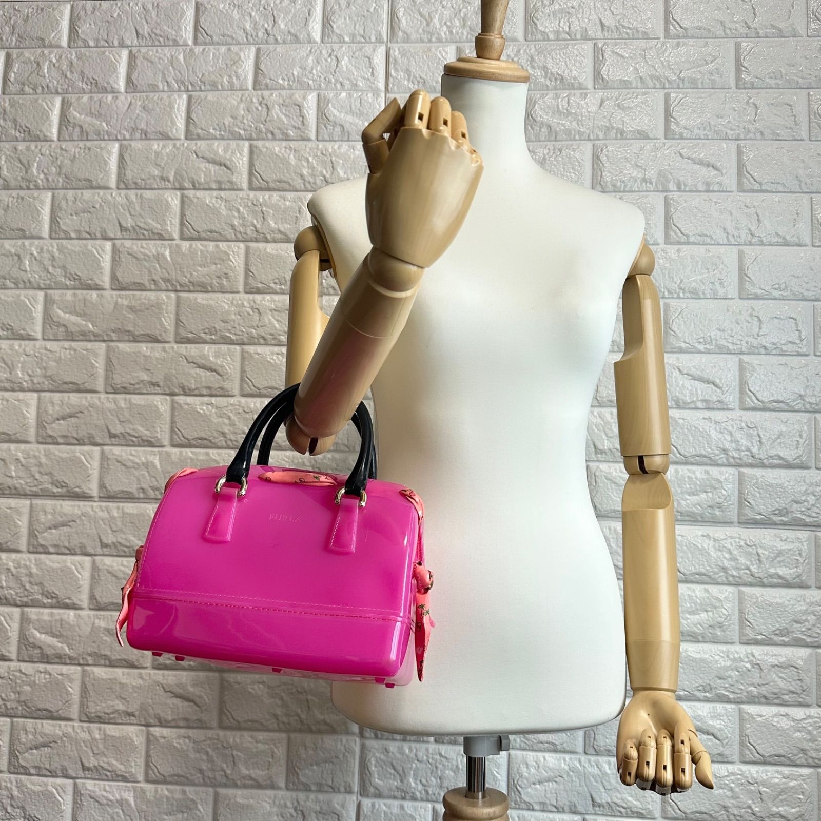 B5709】 FURLA フルラ ハンドバッグ キャンディバッグ ピンク PVC