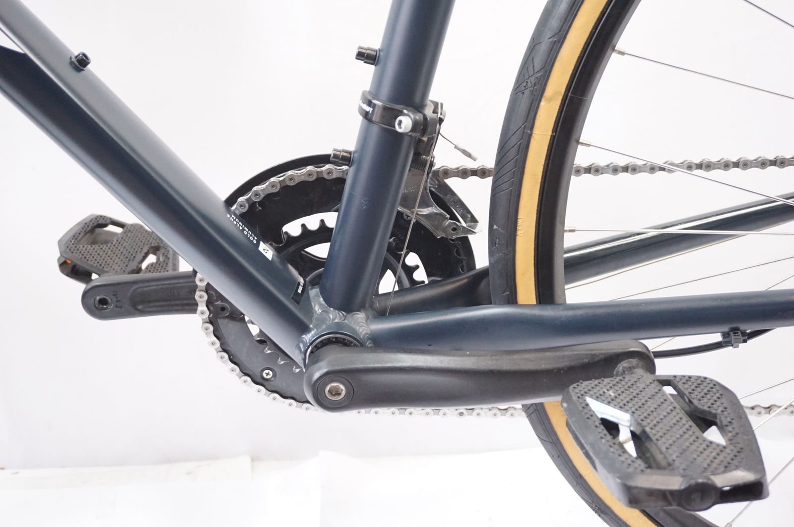 TREK 「トレック」 FX2 DISC 2023-2024年モデル クロスバイク