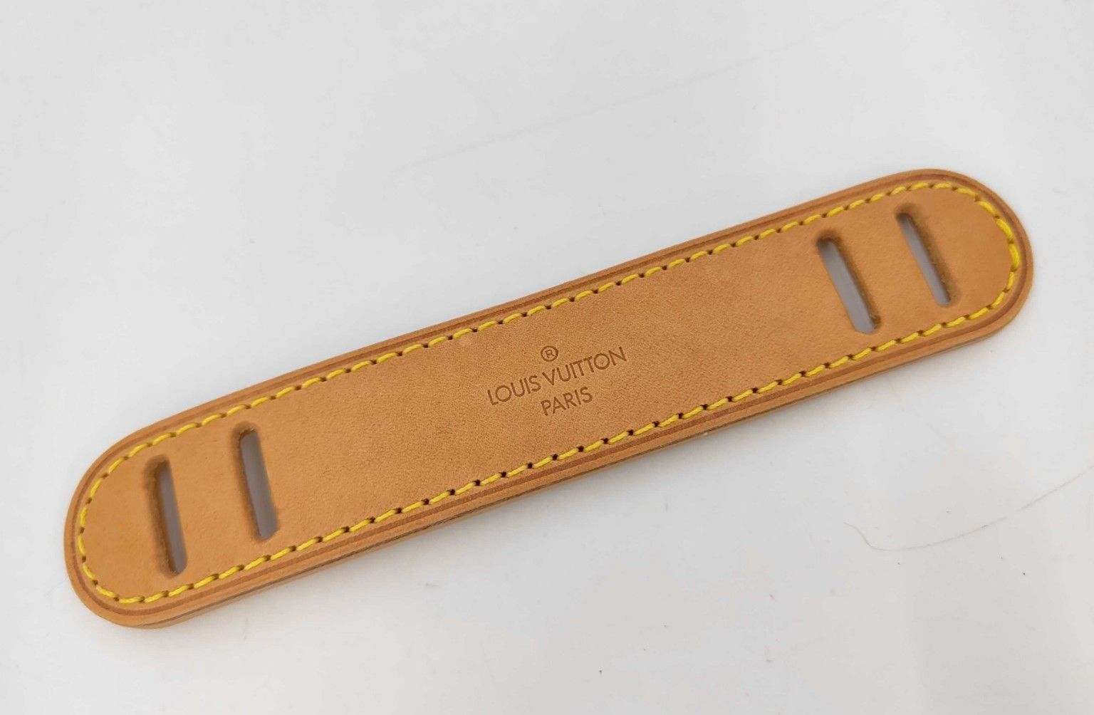 LOUIS VUITTON ルイヴィトン ヌメ革 ショルダーパッド 肩当て レザー