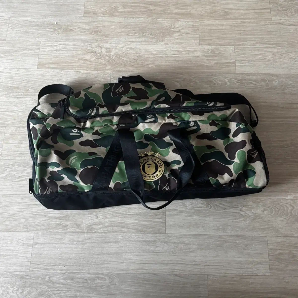 A BATHING APE x adidas ダッフルバッグ
