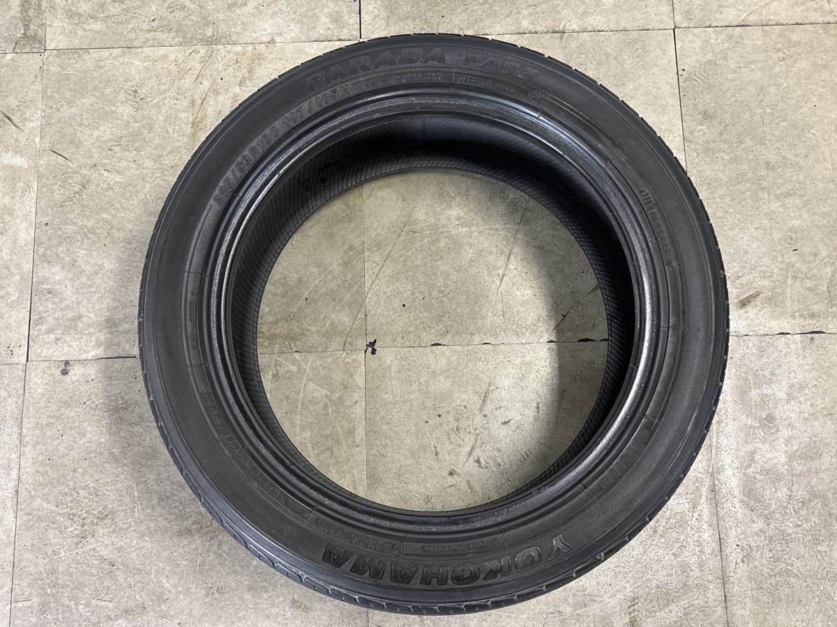バン用 ブラックレタータイヤ】ヨコハマ パラダ PA03 225/50R18C 4本