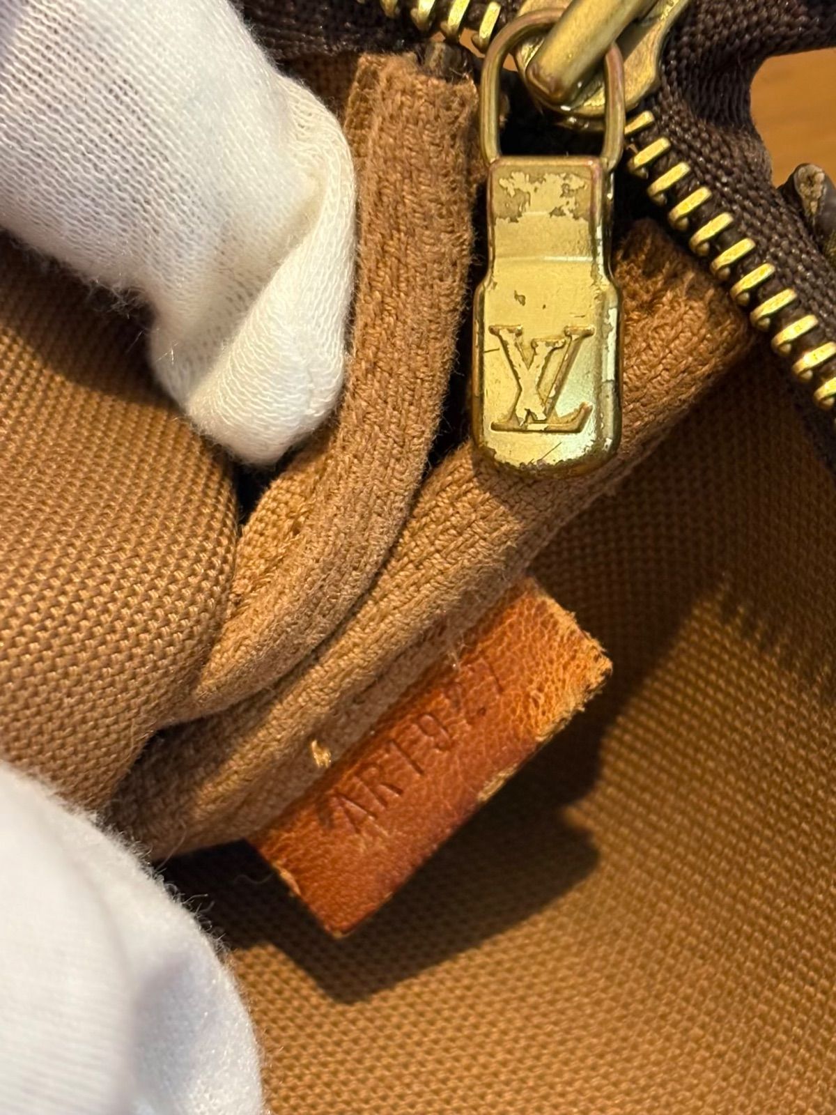 LOUIS VUITTON ルイヴィトン モノグラム ポシェットアクセソワール