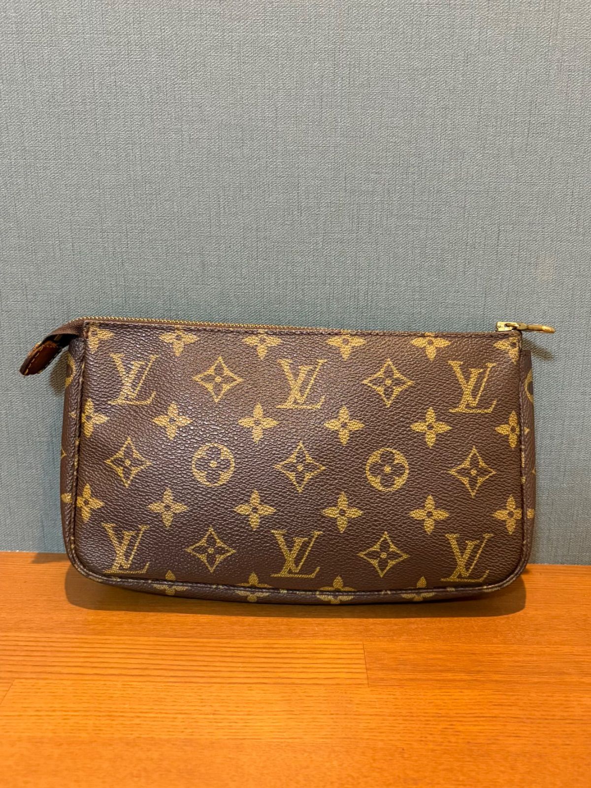 LOUIS VUITTON ルイヴィトン モノグラム ポシェットアクセソワール