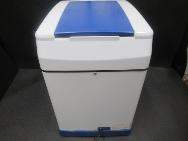 中古品 美品 NEVTRY 電動式アイススライサー ICE SHAVER かき氷機 BY