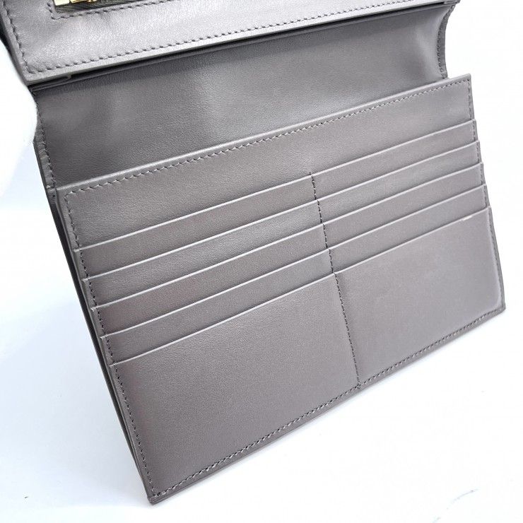 CELINE（セリーヌ）ラージ ストラップウォレット 長財布 グレインド