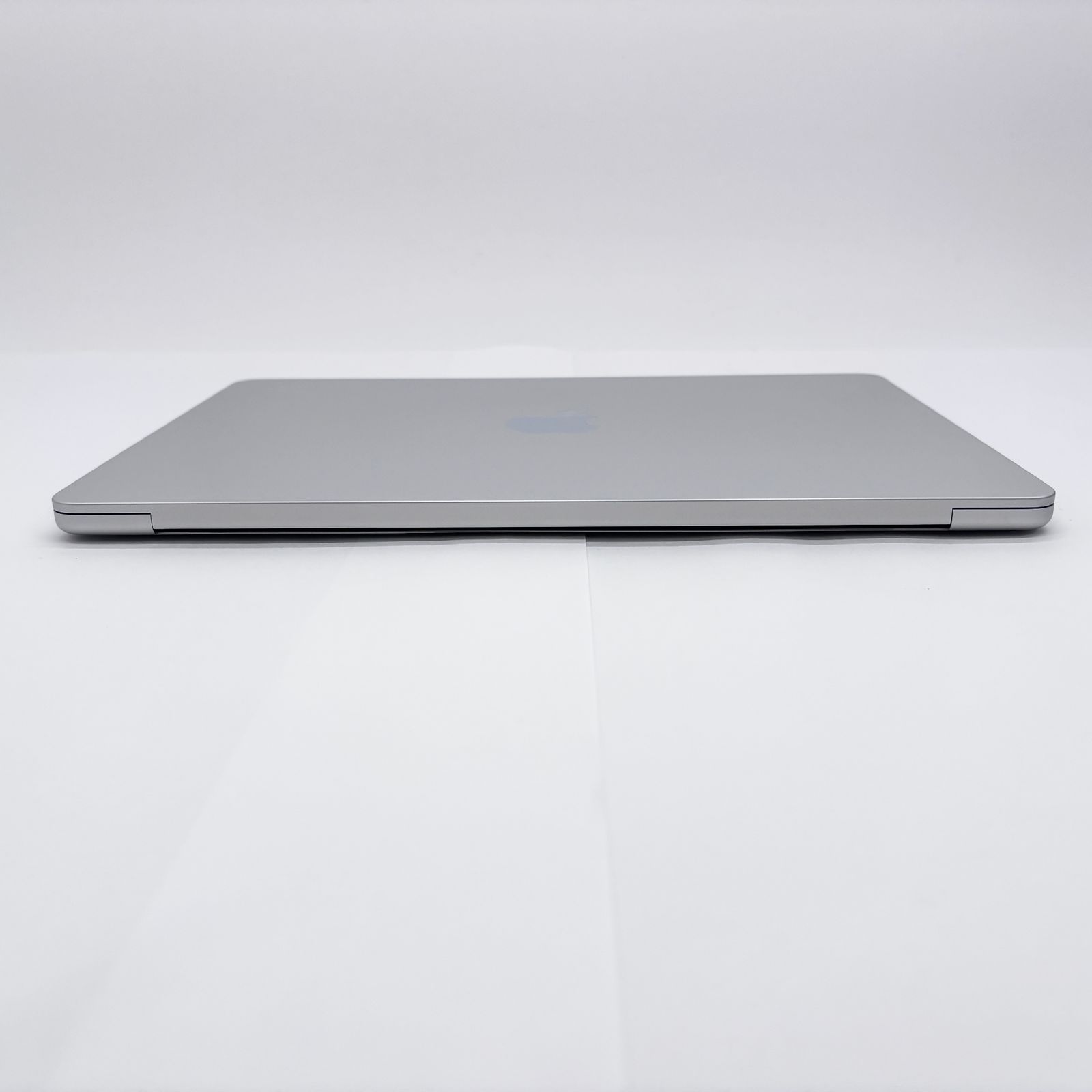 美品 MacBook Air M2 8GB 256GB シルバー MacBook Air M2 13