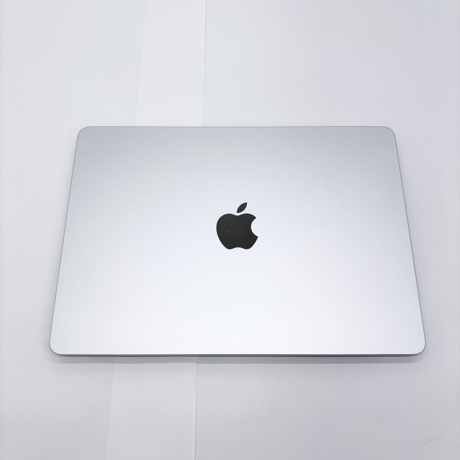 MacBook Air M2 13