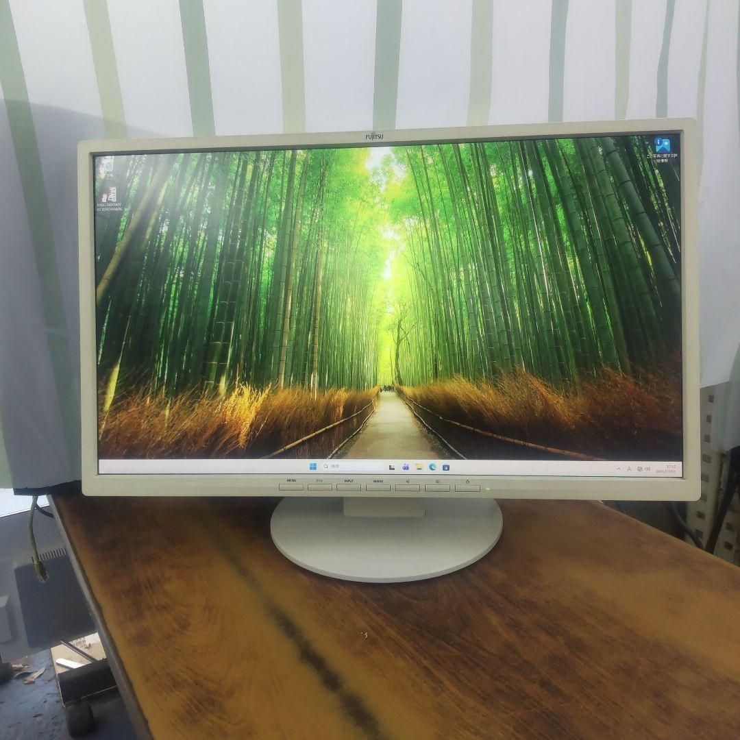 Opening sale ☆ with translation ☆ good reflection ☆ 21.5 inch Fujitsu VL-E22-8T CATNET