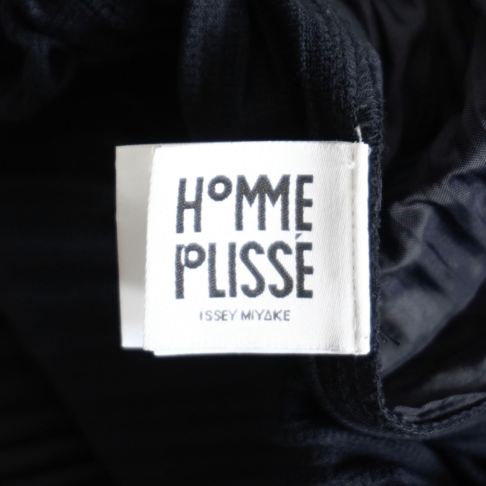美品】 HOMME PLISSE ISSEY MIYAKE【プリーツ ワイドパンツ】2