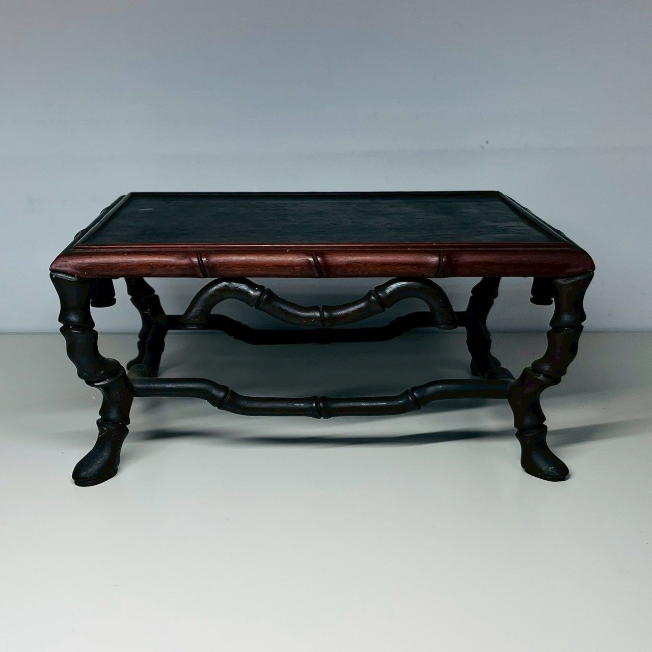 古家具 古道具 座卓 花台 展示台 香炉台 古美術 骨董 中国美術 アンティーク 時代物 希少 竹節彫り 飾り台 唐木平卓 香炉台 盆栽台 古美術 骨董