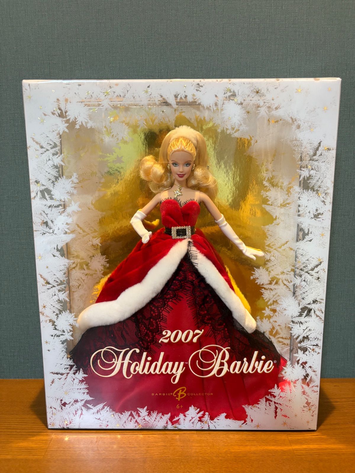 2007 Holiday Barbie バービー人形 - メルカリ