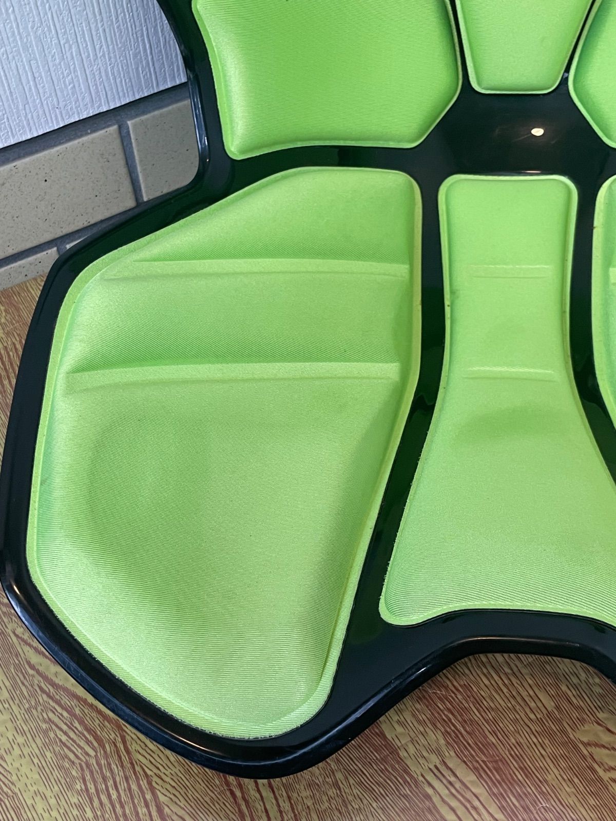 ブライトグリーン 骨盤矯正