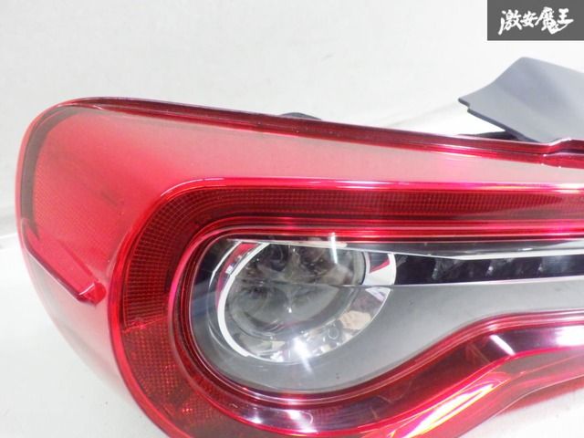 LED点灯OK！】トヨタ純正 ZN6 86 ハチロク 後期 LED テールライト