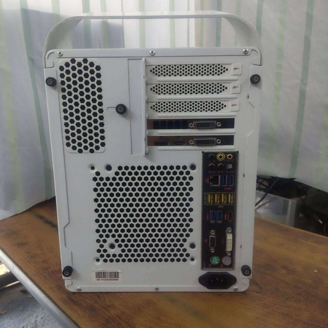 ラ***ク　ゲーミングPC Windows11 GTX970 驚速M.2 GTX970 ゲーミングPC 水冷 16GB Win11 - メルカリ