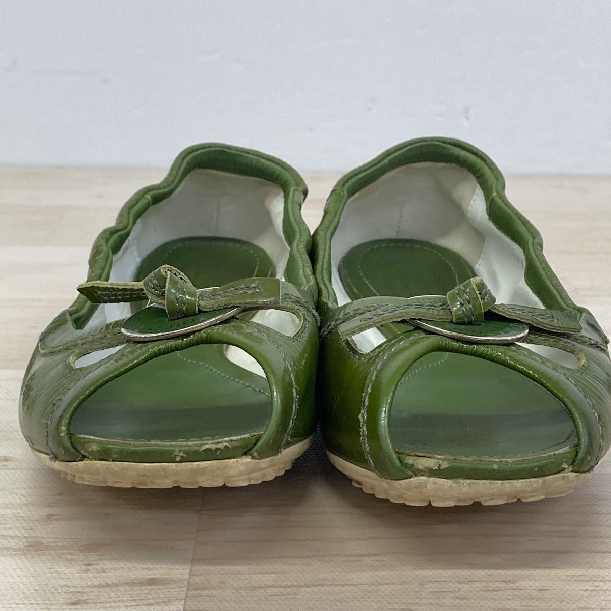 TOD'S トッズ オープントゥ パンプス/フラットシューズ グリーン系