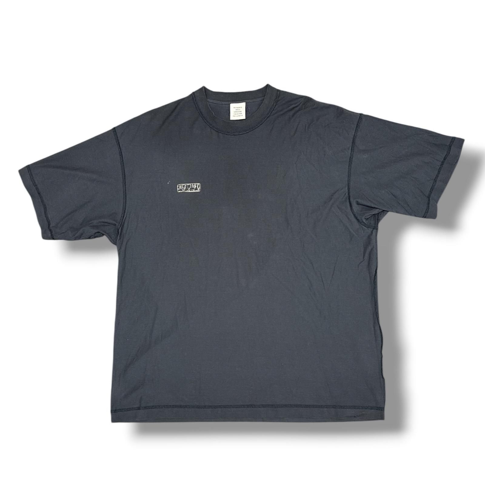 VETEMENTS Inside Out Label T-Shirt インサイドアウトレーベルTシャツ