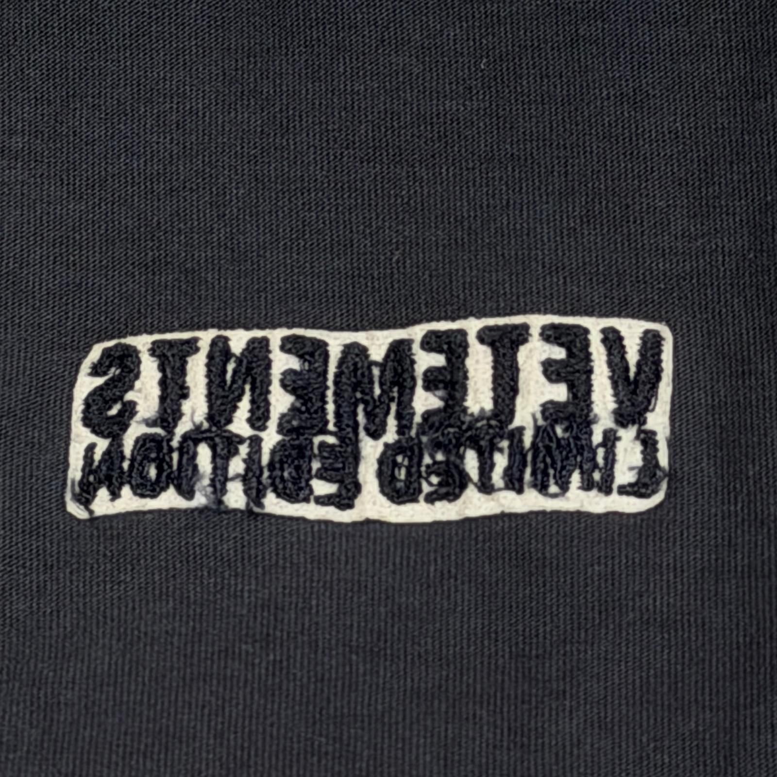 VETEMENTS Inside Out Label T-Shirt インサイドアウトレーベルTシャツ